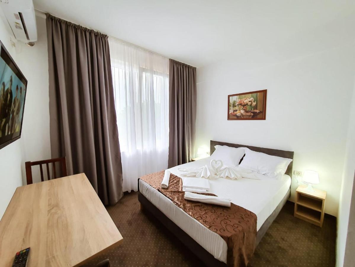 Hotel Decebal إيفوري نورد المظهر الخارجي الصورة