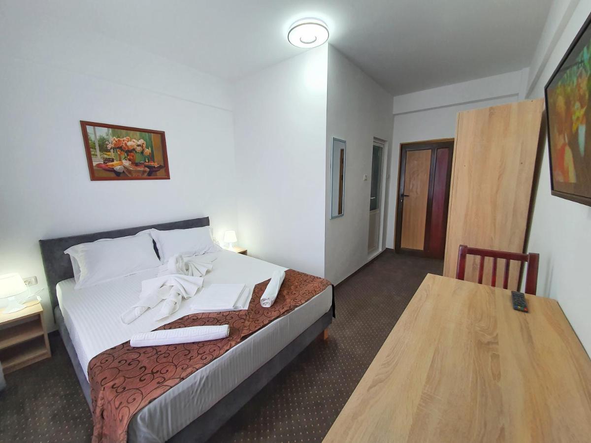 Hotel Decebal إيفوري نورد المظهر الخارجي الصورة